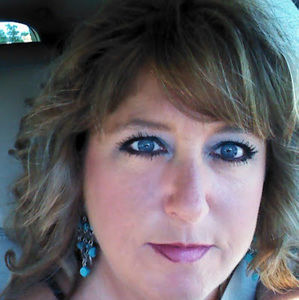 Meet your Posher, Stacey